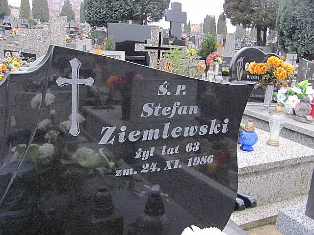 Andrzej Ziemlewski 1956 Częstochowa Raków - Grobonet - Wyszukiwarka osób pochowanych