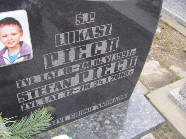 Łukasz Piech 1987 Częstochowa Raków - Grobonet - Wyszukiwarka osób pochowanych