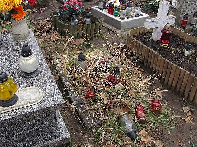 Mirosława Szeferska 1948 Częstochowa Raków - Grobonet - Wyszukiwarka osób pochowanych